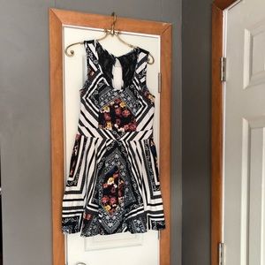 Cotton Sleeveless Dress with Lace Back Detail XL